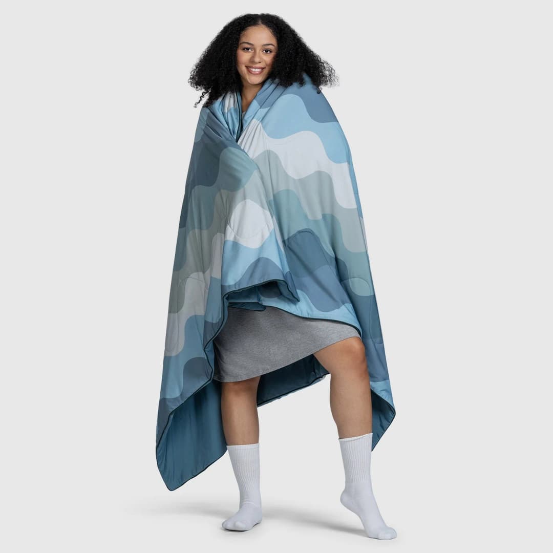 Wave Print Cooling Blanket
